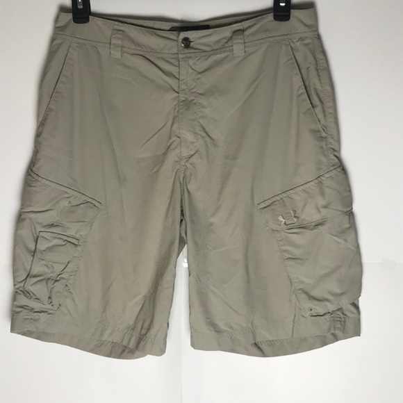 Under Armour Other - Under Armour Tan Nylon Cargo Short Size 34